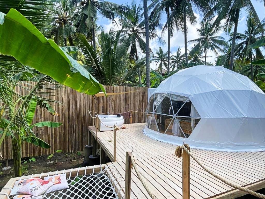 La Royale Nusa Penida Toyapakeh Exterior photo