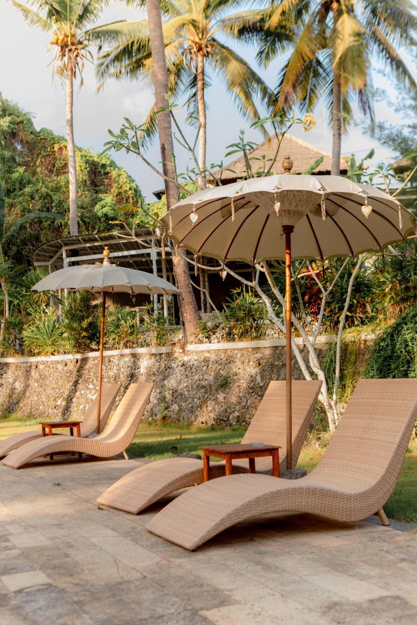 La Royale Nusa Penida Toyapakeh Exterior photo