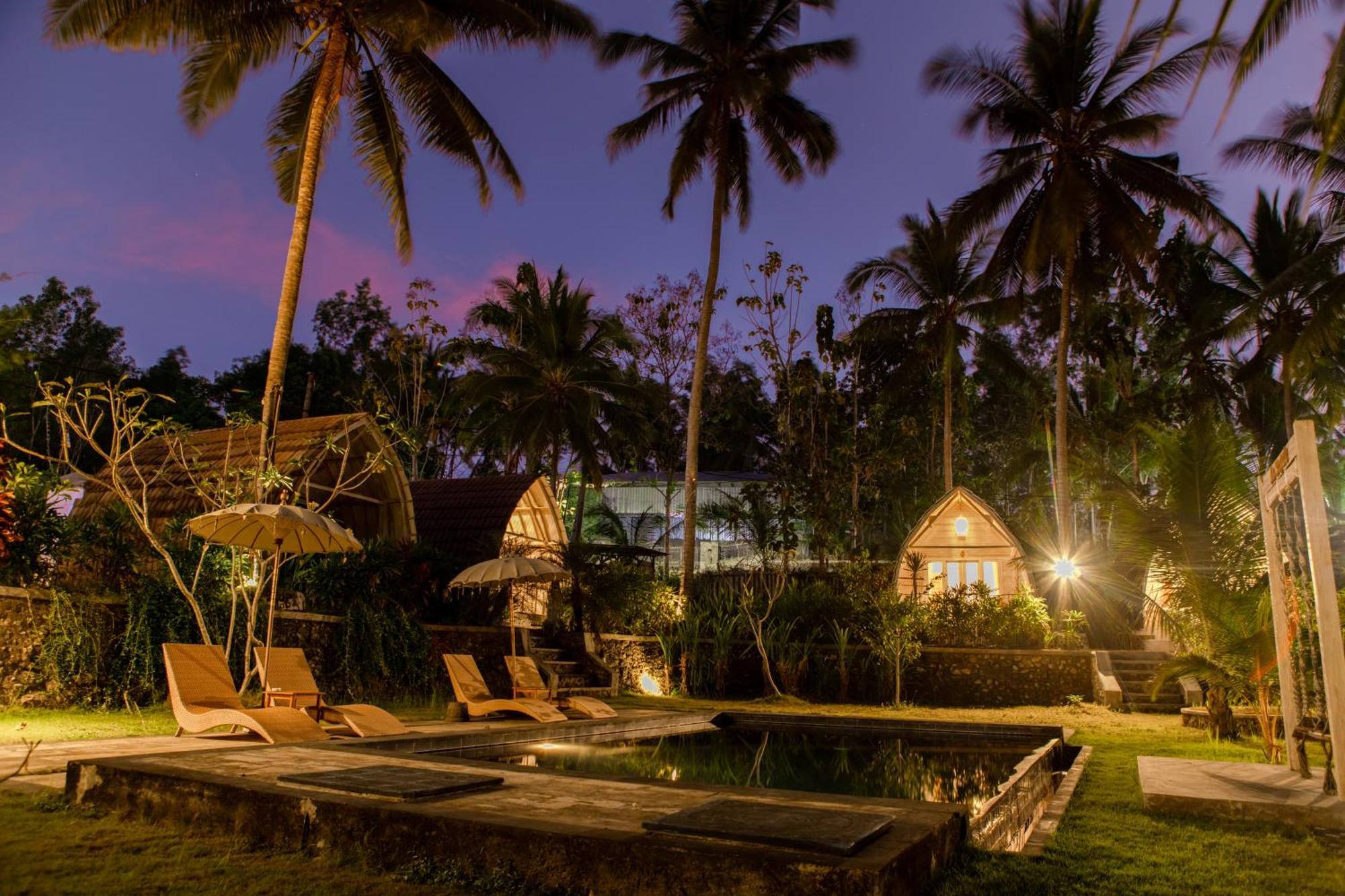 La Royale Nusa Penida Toyapakeh Exterior photo
