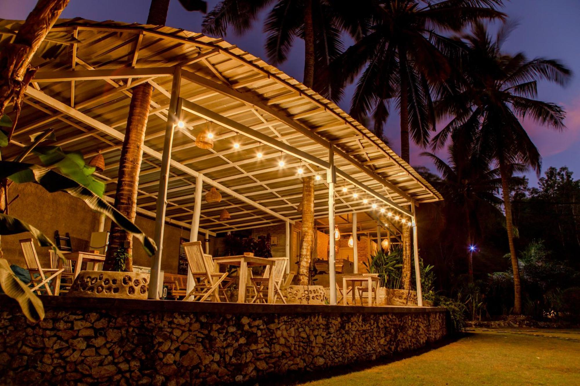 La Royale Nusa Penida Toyapakeh Exterior photo