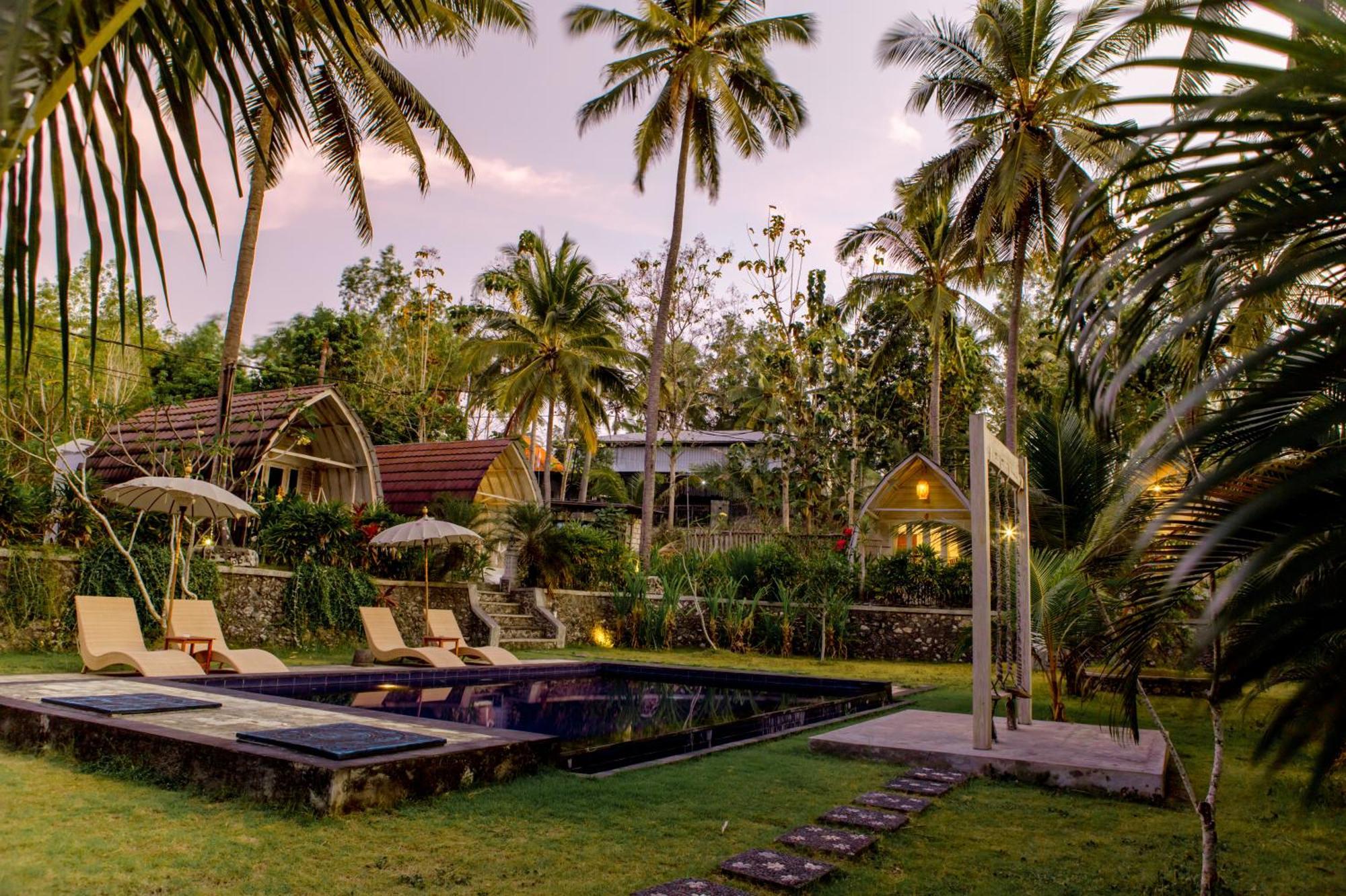 La Royale Nusa Penida Toyapakeh Exterior photo