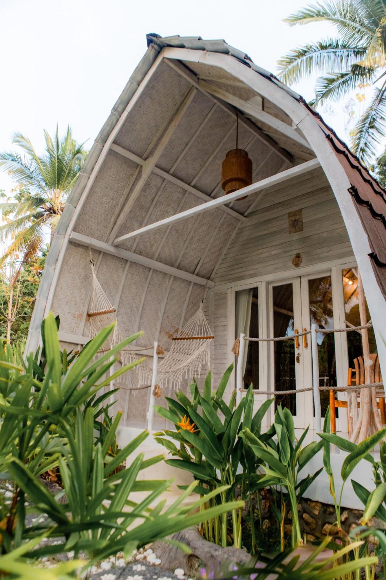 La Royale Nusa Penida Toyapakeh Exterior photo